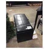 1 LOT STORAGE BENCH W/ OTTOMAN