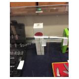 1 LOT SP FLOWER BY ROSE (DISPLAY)