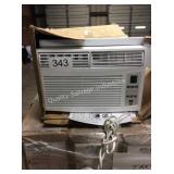 1 LOT GE WINDOW A/C