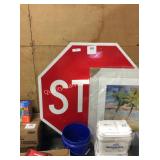 1 LOT STOP SIGN