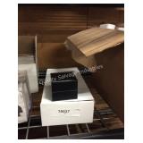 1 LOT TOBACCO GRINDERS