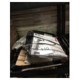 1 LOT DELTA KITCHEN FAUCET