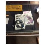 1 LOT 2 ACTIVITY TRACKERS (DISPLAY)