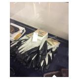 1 LOT NITRIL COATED GLOVES (DISPLAY)