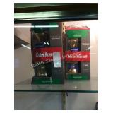 1 LOT 2 KWIKSET HALL & CLOSET KNOBS (DISPLAY)