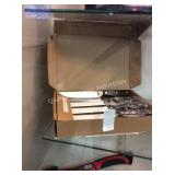 1 LOT STEAK KNIFE SET (DISPLAY)