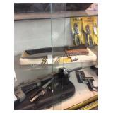 1 LOT BOWIE KNIFE W/ SHEATH (DISPLAY)