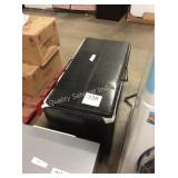 1 LOT STORAGE BENCH W/ OTTOMAN