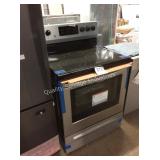 1 LOT FRIGIDAIRE SMOOTH TOP RANGE