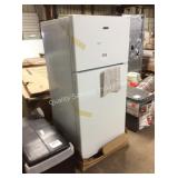1 LOT HOT POINT WHITE REFRIGERATOR