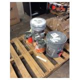 1 LOT PAINT AND STAIN
