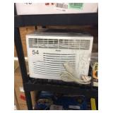 1 LOT HAIER A/C