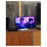 1 LOT CHANG HONG 32" TV (LOBBY) (REMOTE IN