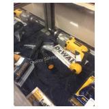 1 LOT DEWALT HAMMERDRILL (DISPLAY)