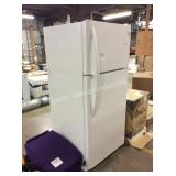 1 LOT KENMORE WHITE REFRIGERATOR