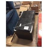 1 LOT STORAGE BENCH W/ OTTOMAN
