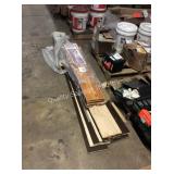 1 LOT FLOORING