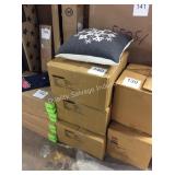 3 CTN ACCENT PILLOWS