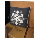 3 CTN ACCENT PILLOWS