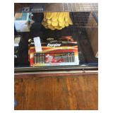 1 LOT ENERGIZER AAA BATTERIES (DISPLAY)