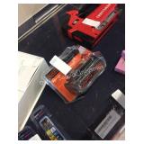 1 LOT BLACK & DECKER 20V BATTERY (DISPLAY)