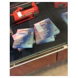 1 LOT POLAROID COLOR FILM (DISPLAY)