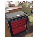 1 LOT RUBBERMAID CART