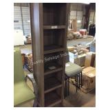 1 LOT BOOKCASE