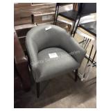 1 LOT ACCENT CHAIR