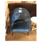 1 LOT ACCENT CHAIR