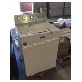 1 LOT MAYTAG WASHER