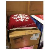 4 CTN ACCENT PILLOWS