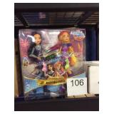 1 LOT SUPER HERO DOLLS