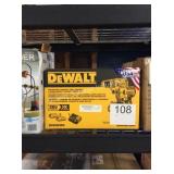 1 LOT DEWALT 20V DRILL KIT