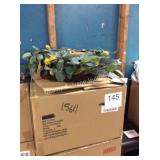 4 CTN DECORATIVE WREATHS