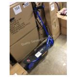 1 LOT RAZOR ELECTRIC SCOOTER