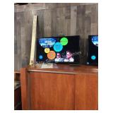 1 LOT 32" LED TV (REMOTE IN OFFICE)(LOBBY)