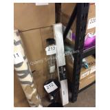 1 LOT STORE MERCHANDISE