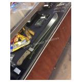 1 LOT MACHETE (DISPLAY)
