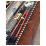 1 LOT HD BOLT CUTTER (DISPLAY)