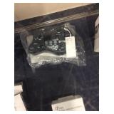 1 LOT PORTABLE GUITAR EFFECTS (DISPLAY)