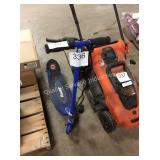 1 LOT RAZOR ELECTRIC SCOOTER