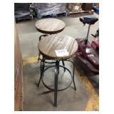 1 LOT 2 BAR STOOLS