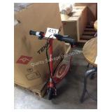 1 LOT RAZOR ELECTRIC SCOOTER