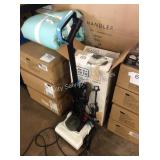1 LOT B & D COMPACT VAC