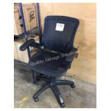 1 LOT OFFICE CHAIR