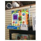 1 LOT V TECH ALPHABET ACTIVITY CUBE
