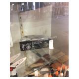 1 LOT AUTO AUDIO/RADIO (DISPLAY)