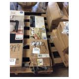 1 LOT METAL BED FRAME