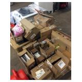 1 SKID STORE MERCHANDISE